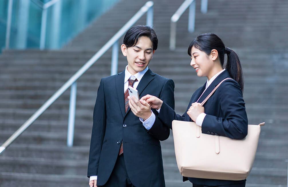 最適化されたスマホサイトで、若年層に印象付け